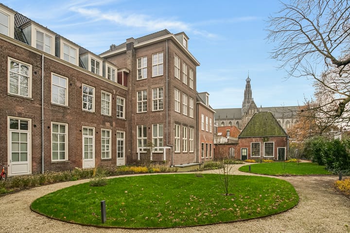 Photo 17 of Jansstraat 46-C2