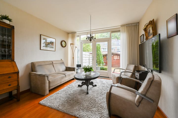 Photo 7 of Koolmeesstraat 9