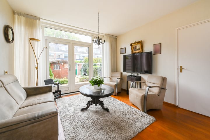 Photo 8 of Koolmeesstraat 9