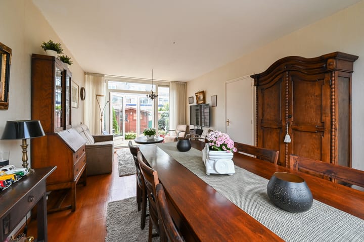 Photo 11 of Koolmeesstraat 9