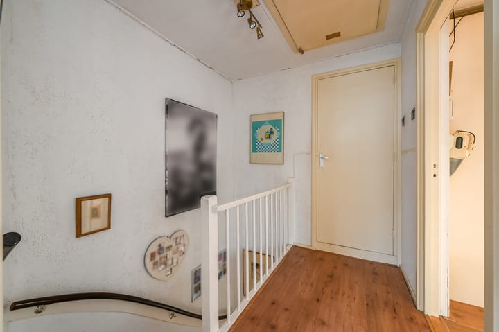 Photo 19 of Koolmeesstraat 9