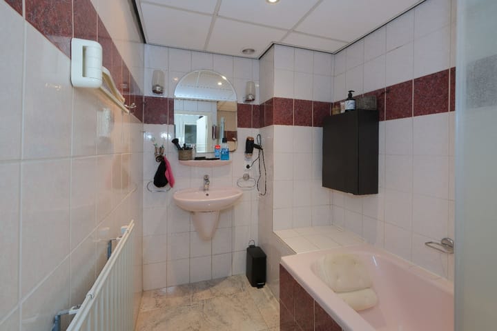 Photo 14 of Mozartstraat 248