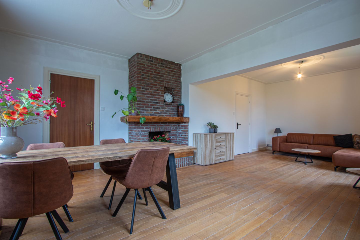 Foto 10 van Rijksweg 21