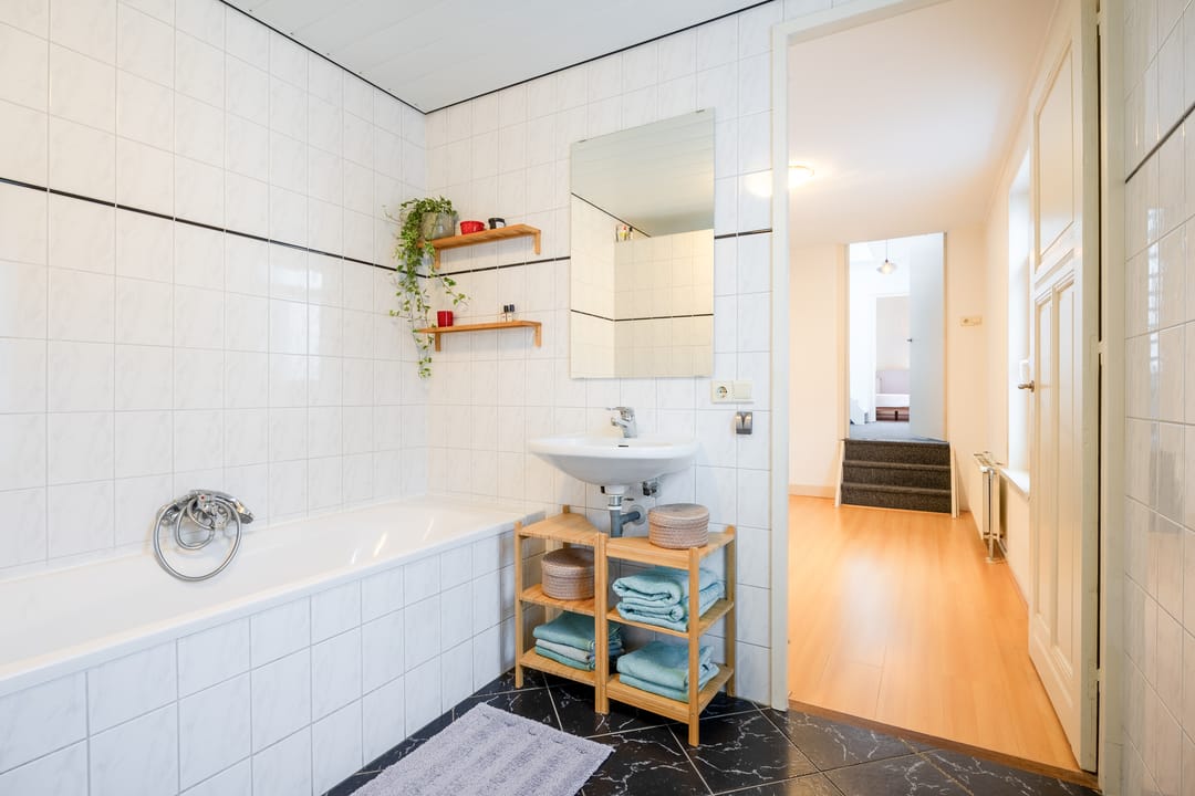 Photo 23 of Nijverstraat 94