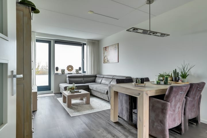 Photo 2 of Meerval 125