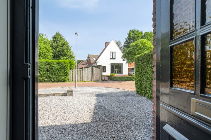 Foto 3 van De Genestetstraat 2