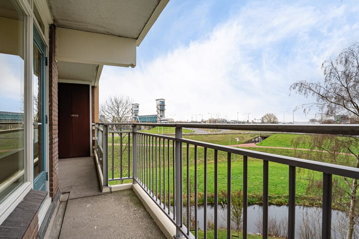 Foto 3 van Valeriusrondeel 10