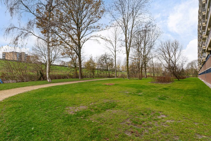 Foto 48 van Valeriusrondeel 10