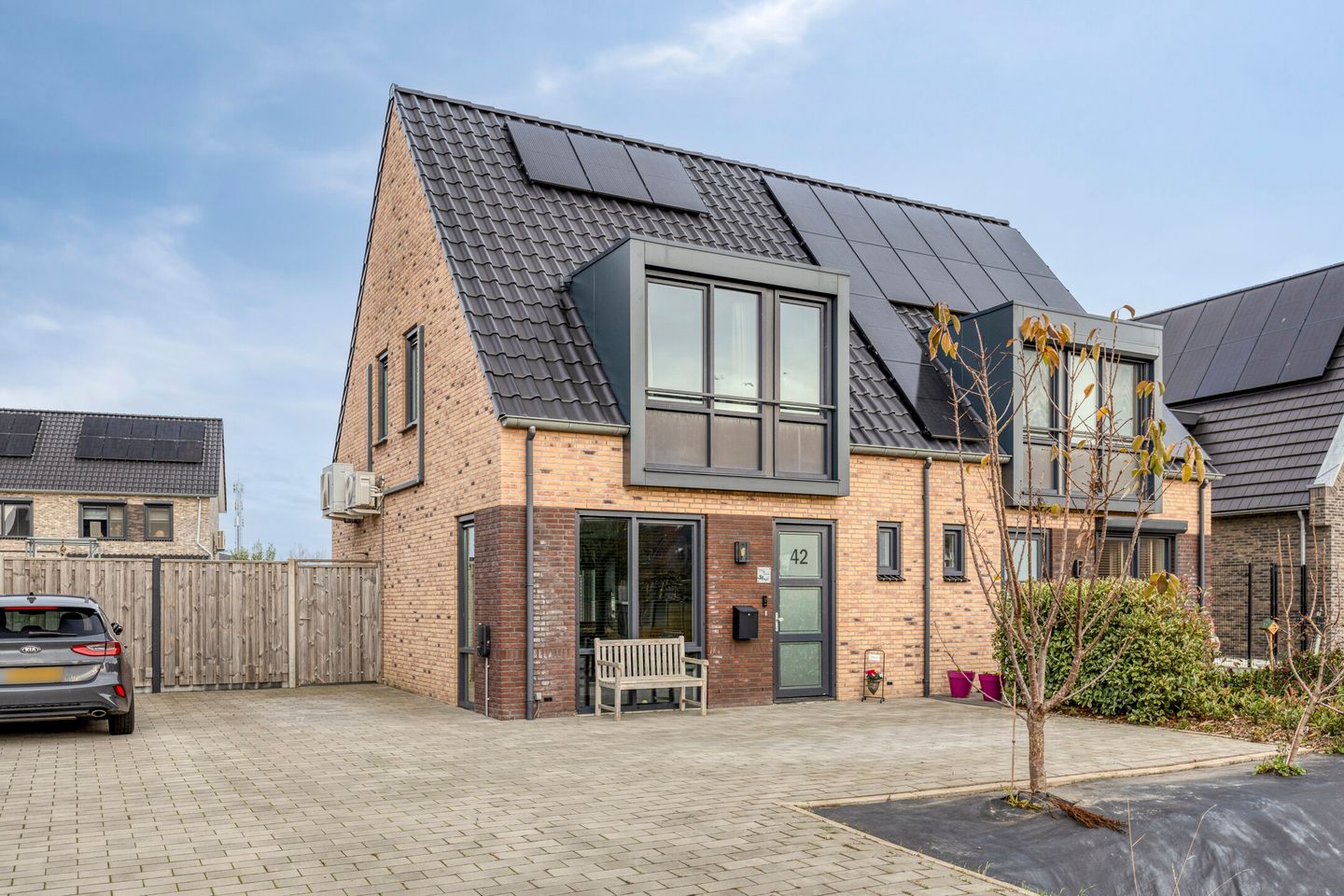 Photo 1 of Deestraat 42