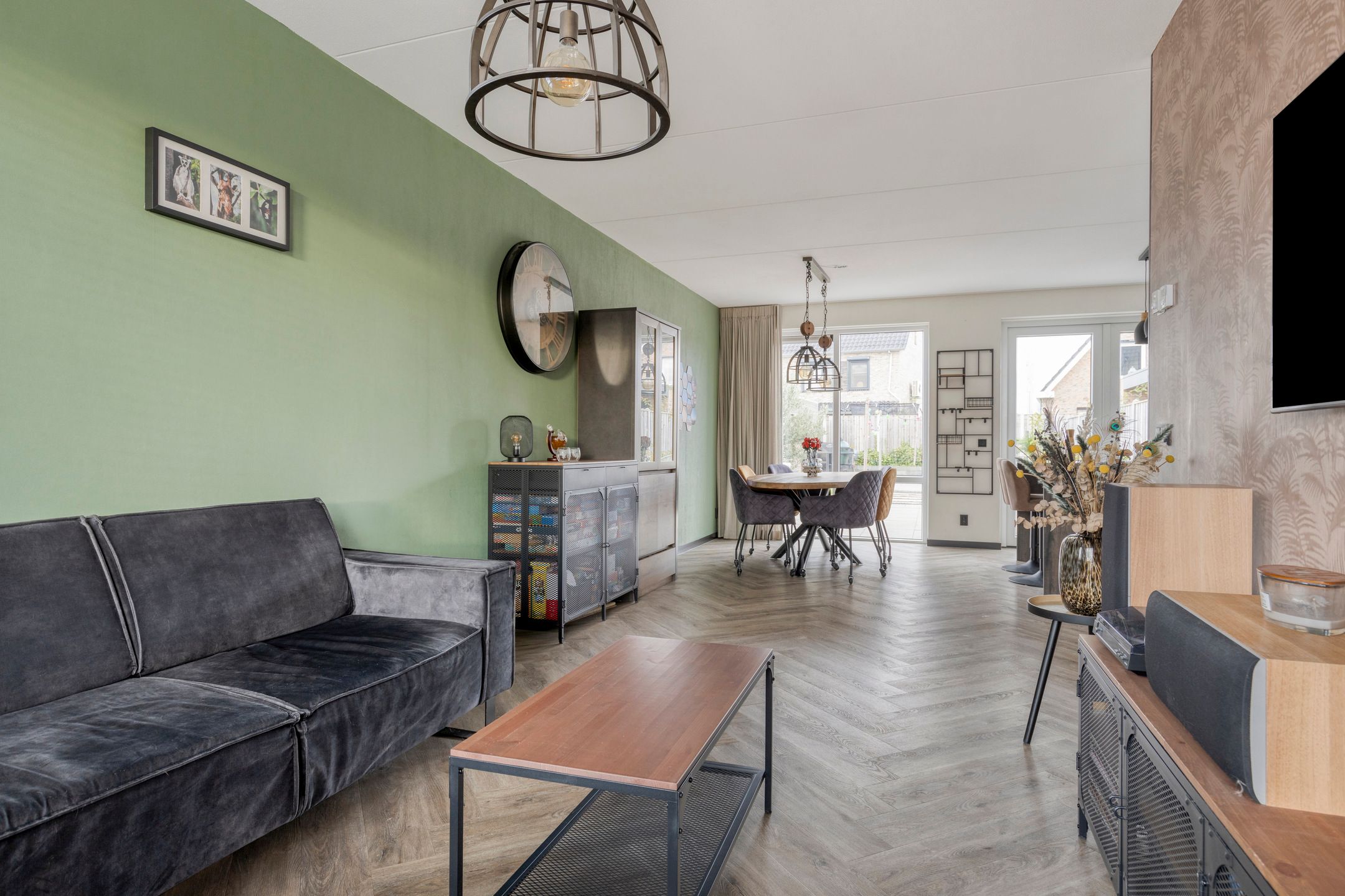Photo 12 of Deestraat 42