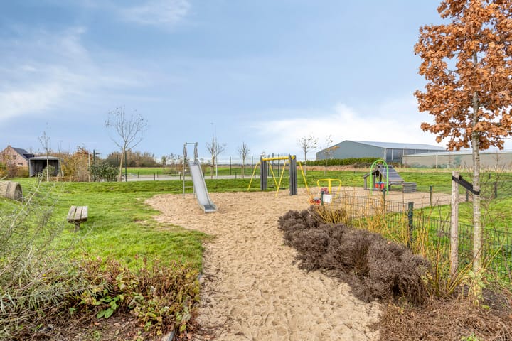 Foto 51 van Deestraat 42