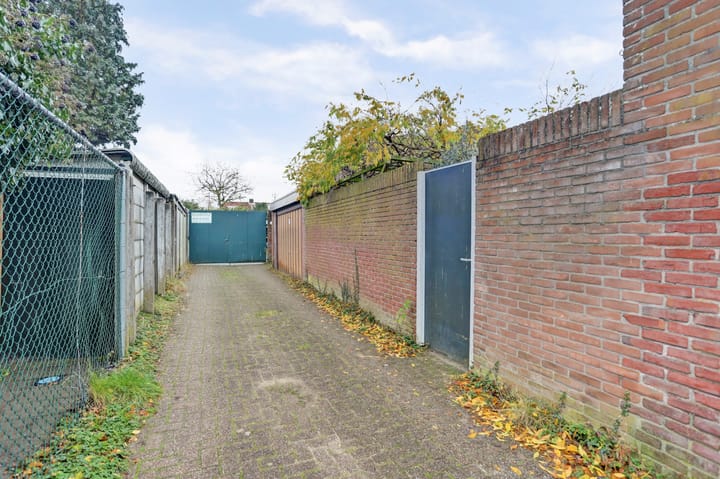 Foto 33 van Joost van de Mortelstraat 4