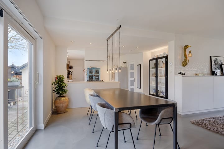 Photo 18 of Bunschoterstraat 31-B