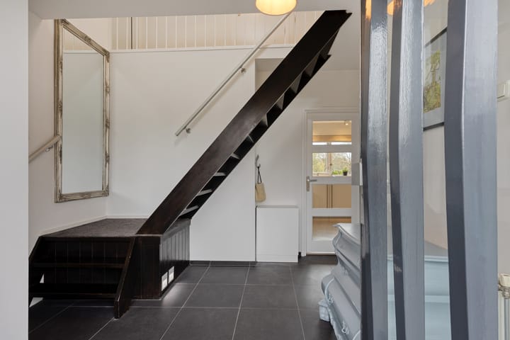 Photo 8 of Bunschoterstraat 31-B