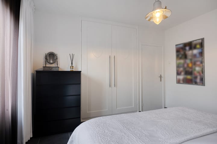 Photo 28 of Bunschoterstraat 31-B