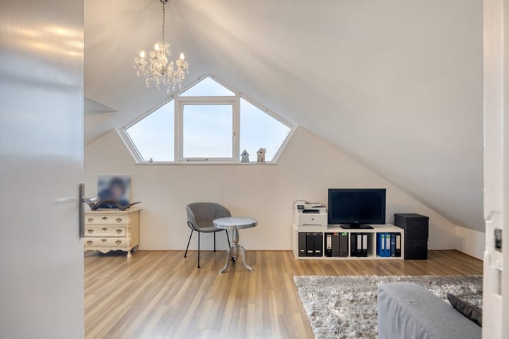 Photo 33 of Bunschoterstraat 31-B