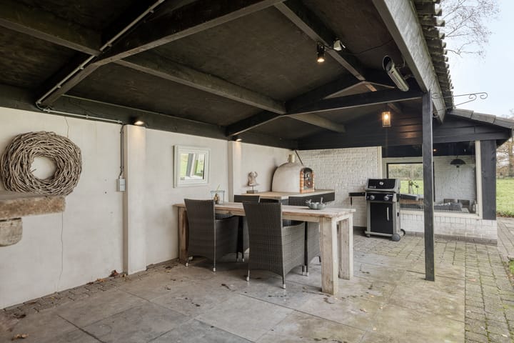 Photo 51 of Bunschoterstraat 31-B