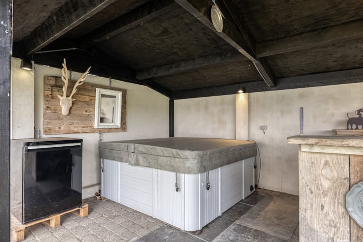 Photo 53 of Bunschoterstraat 31-B