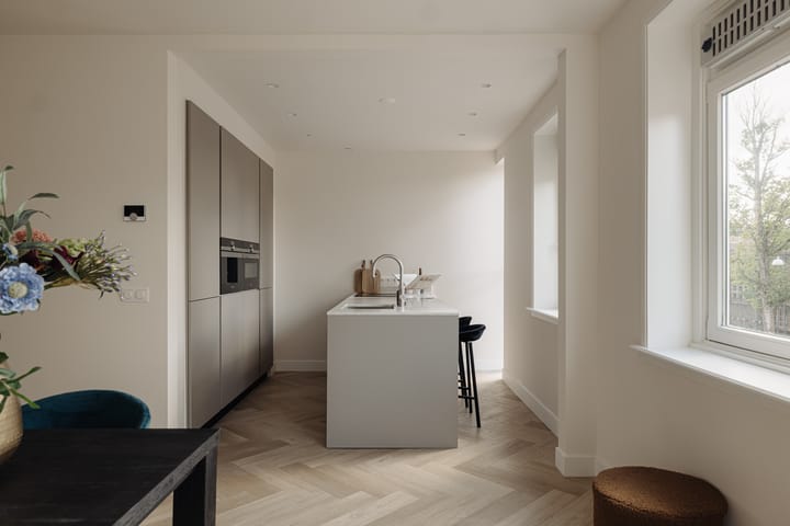 Photo 11 of Van Woustraat 189-3