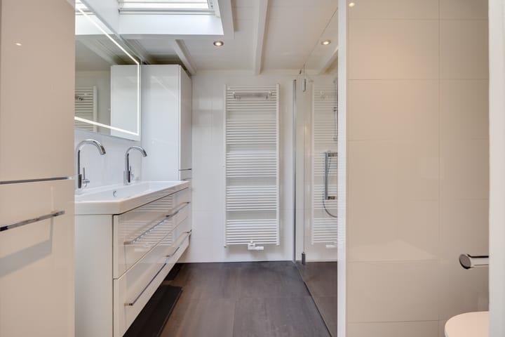 Photo 24 of Walstro 38