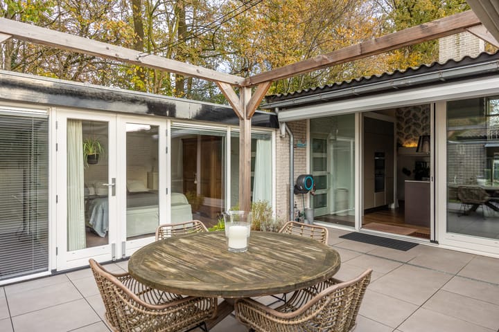 Photo 16 of Walstro 38