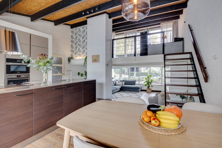 Photo 11 of Walstro 38