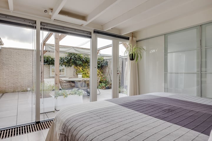 Photo 29 of Walstro 38