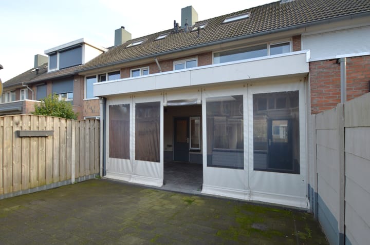 Foto 17 van Franckstraat 15