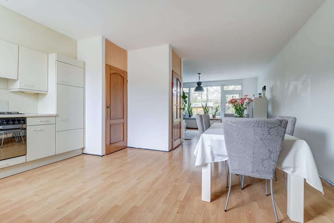 Photo 8 of Aalburgstraat 90