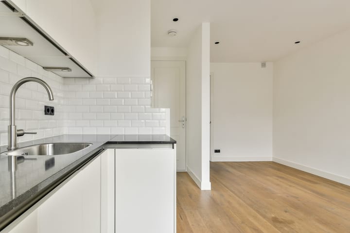 Photo 6 of Nassaukade 303-1A