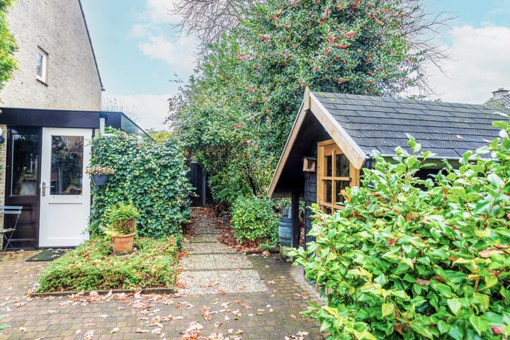 Photo 19 of Koningin-Wilhelminalaan 52