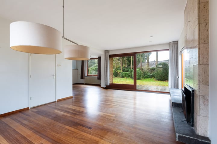 Photo 2 of Ds. Medenbachweg 3