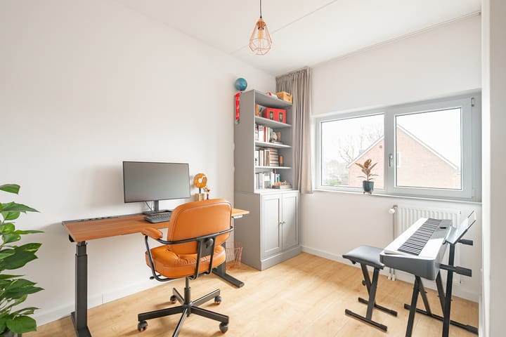 Foto 12 van Kanaalboulevard 27