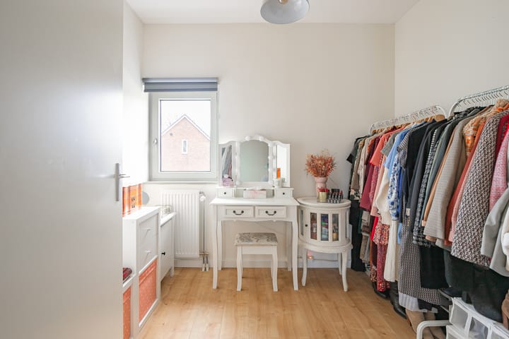 Foto 13 van Kanaalboulevard 27