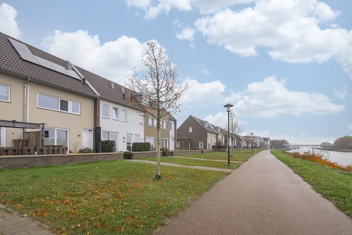 Foto 27 van Kanaalboulevard 27