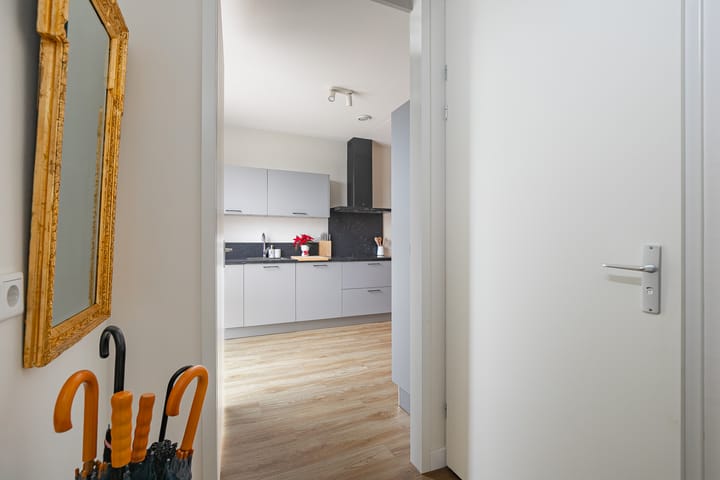 Foto 5 van Kanaalboulevard 27