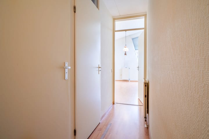 Foto 11 van Van Oranje Nassauhof 17