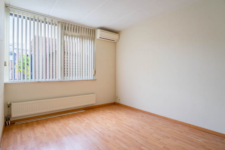 Foto 13 van Van Oranje Nassauhof 17