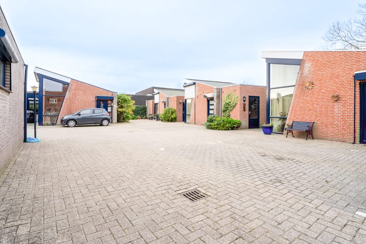 Foto 21 van Van Oranje Nassauhof 17