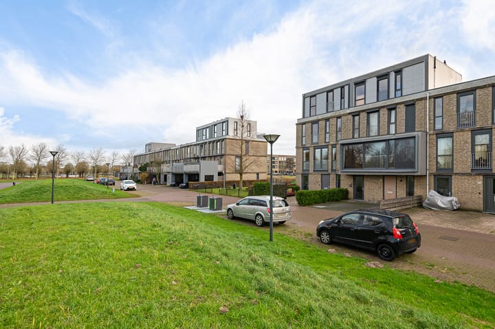 Photo 4 of Deltaweg 75