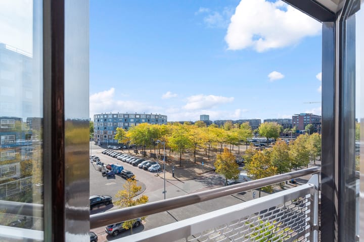 Photo 5 of Lodewijk Pincoffsweg 69