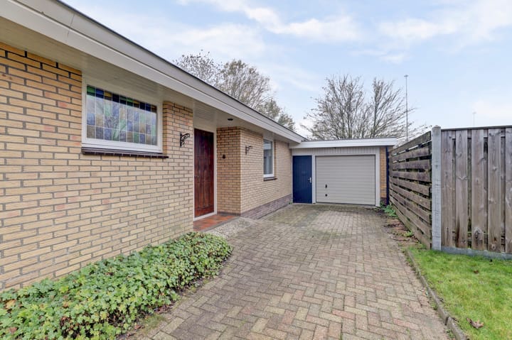 Foto 33 van Meseame 24