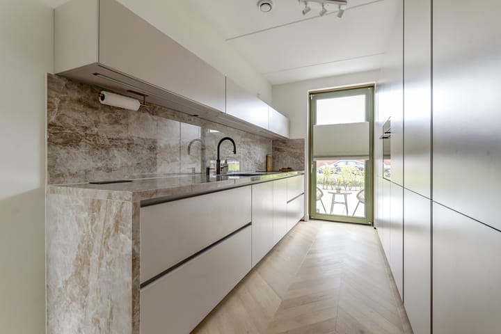 Foto 12 van De Whemedreef 102