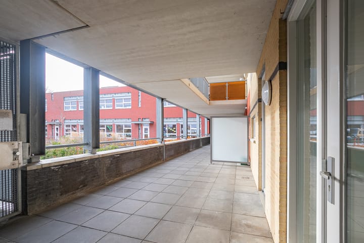 Photo 14 of Valder 18