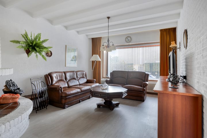 Foto 4 van Weegbree 141