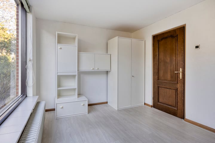 Foto 14 van Weegbree 141