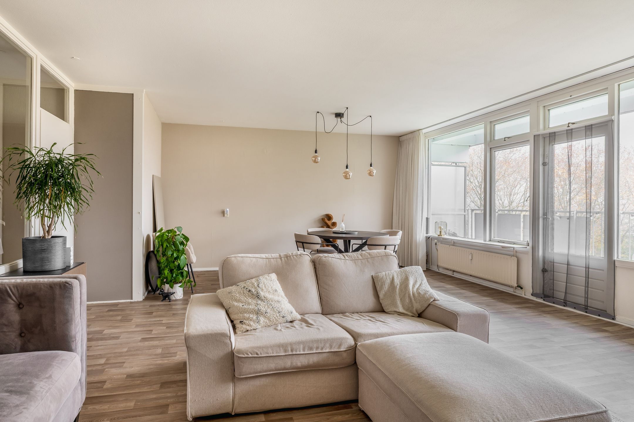 Foto 21 van Frederik van Eedenplaats 83