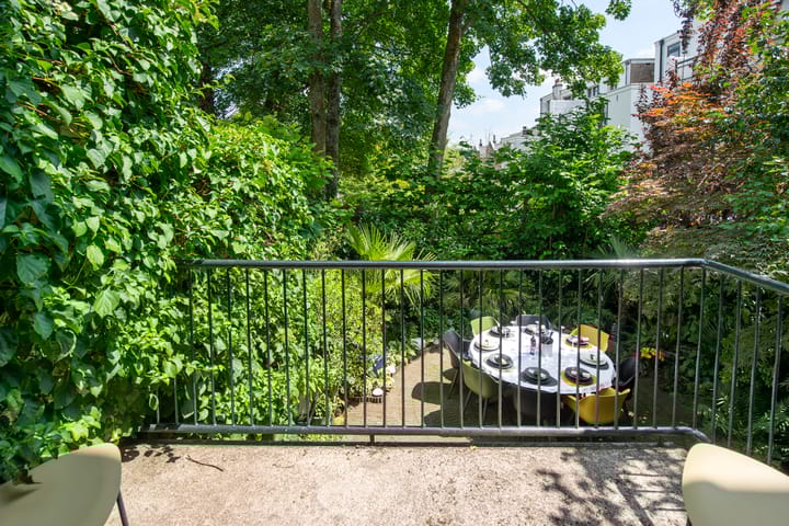 Photo 13 of G.A. van Nispenstraat 8