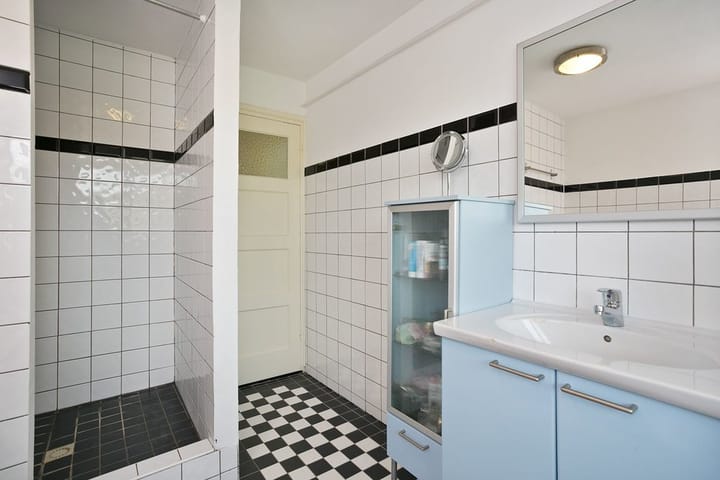 Photo 21 of St Hubertusstraat 30