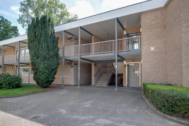 Foto 2 van Albert Schweitzerlaan 77